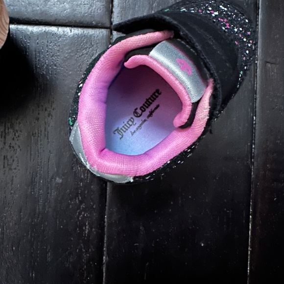 Juicy Couture Baby Sneakers- Size 2M - Picture 4 of 5